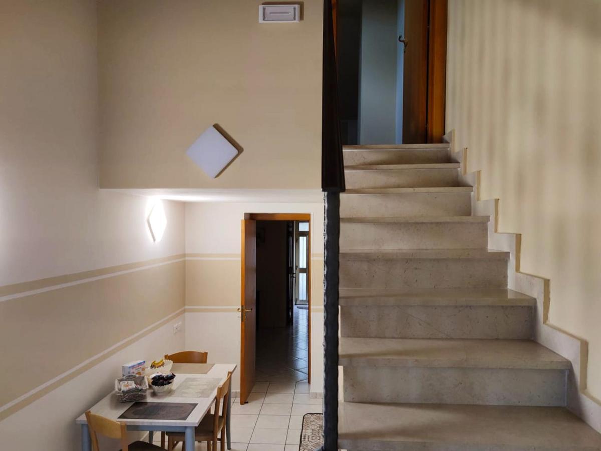 Вилла Borgo Antico Портоканноне Экстерьер фото