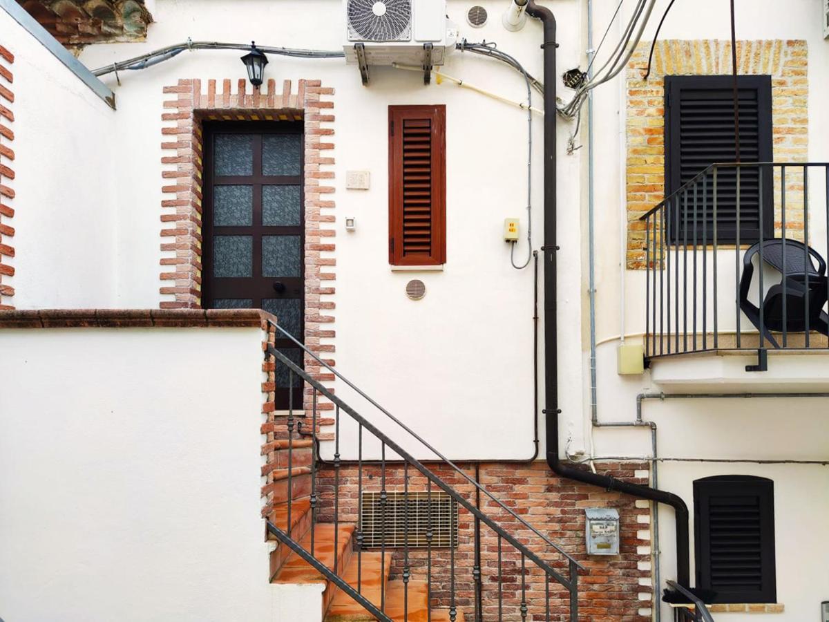 Вилла Borgo Antico Портоканноне Экстерьер фото