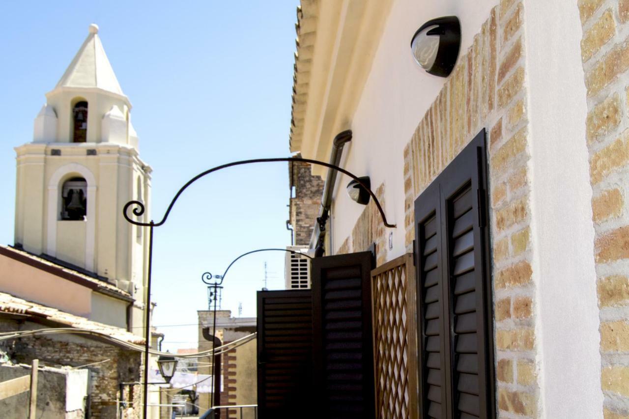 Вилла Borgo Antico Портоканноне Экстерьер фото